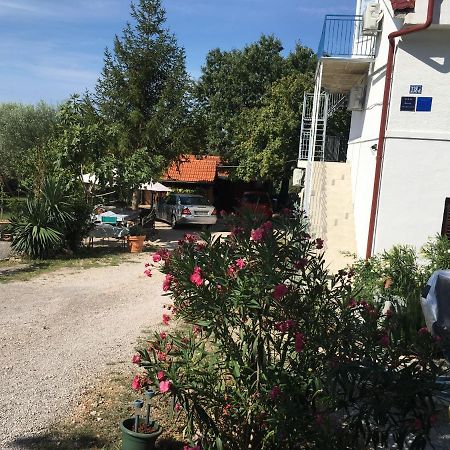 Apartmani Niessner Malinska Esterno foto