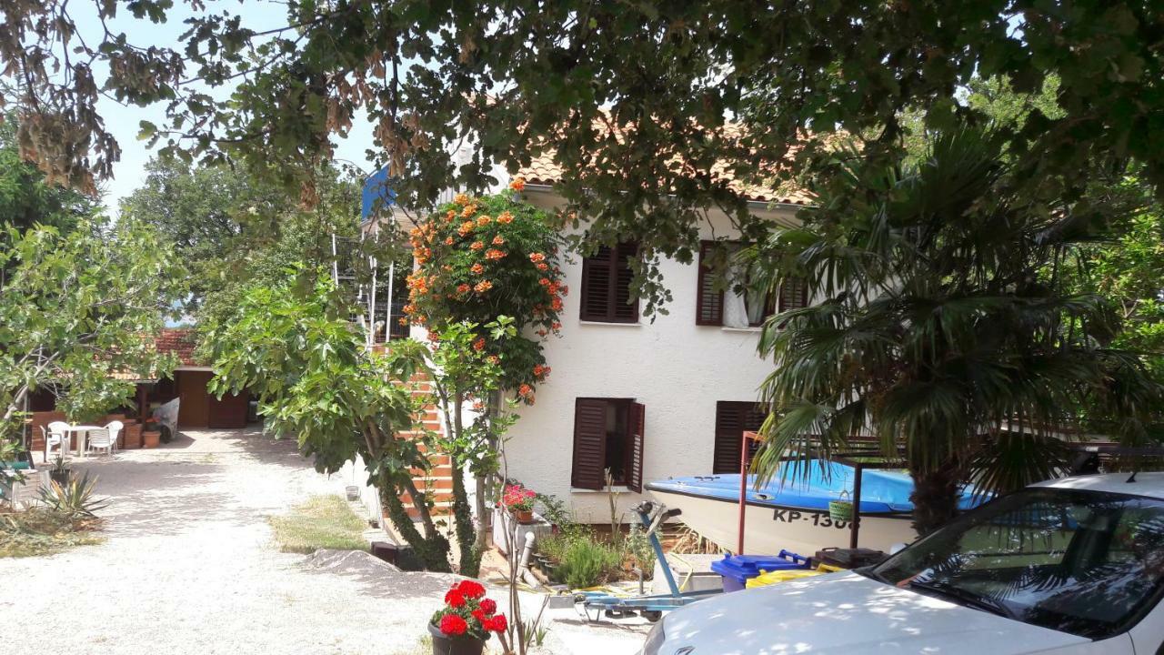 Apartmani Niessner Malinska Esterno foto