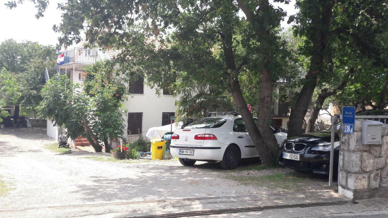Apartmani Niessner Malinska Esterno foto