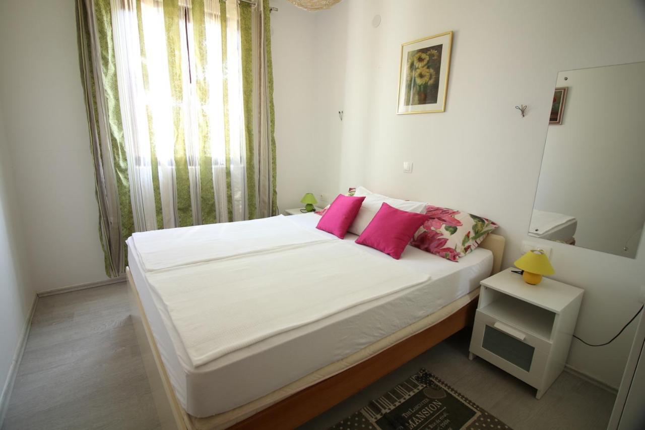 Apartmani Niessner Malinska Esterno foto