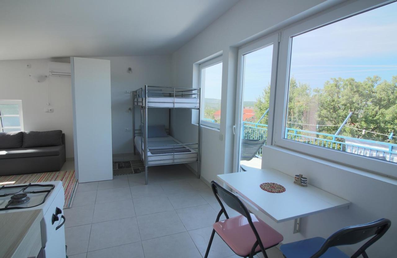 Apartmani Niessner Malinska Esterno foto