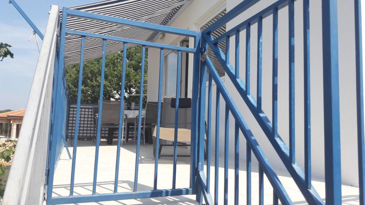 Apartmani Niessner Malinska Esterno foto