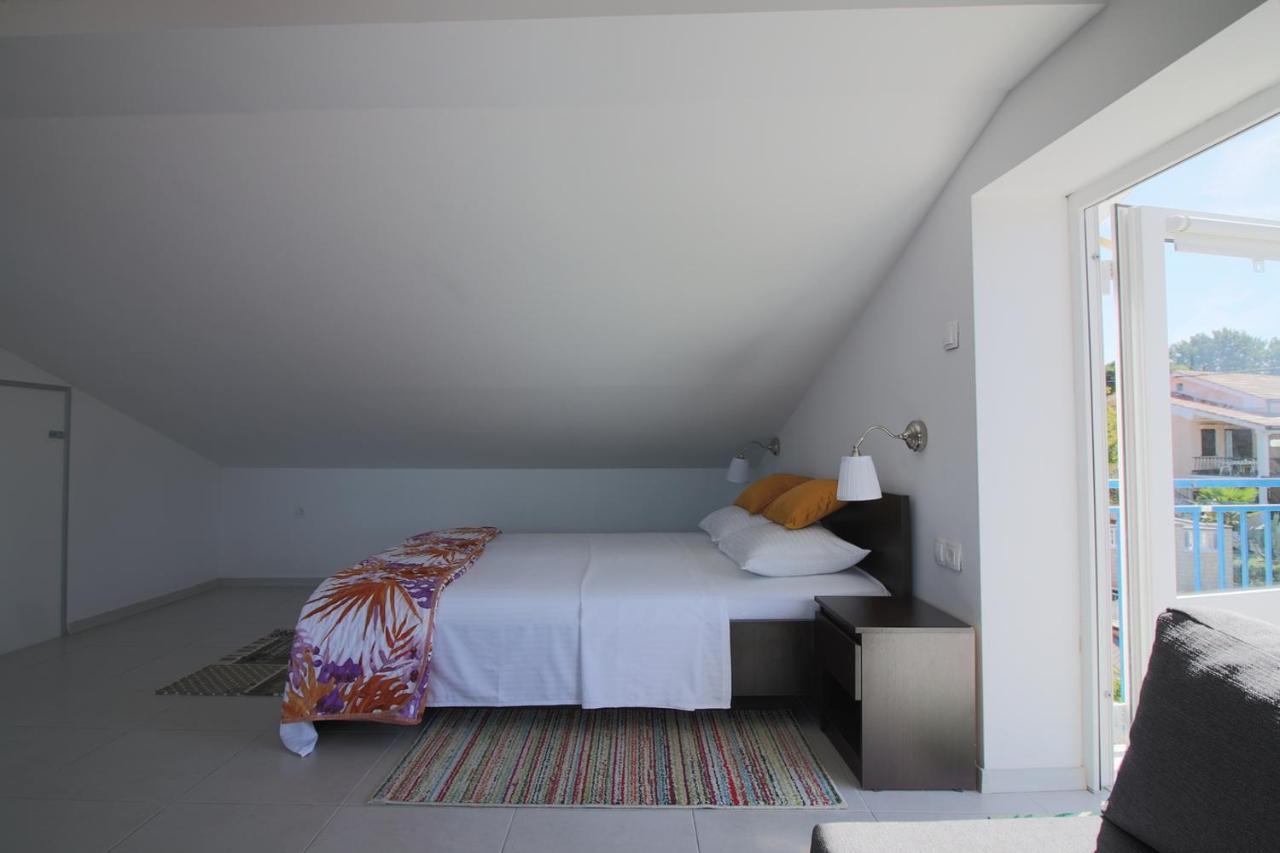 Apartmani Niessner Malinska Esterno foto